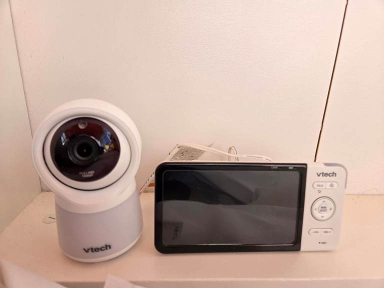 VTECH 5" Smart Wifi 1080p RM5754HD