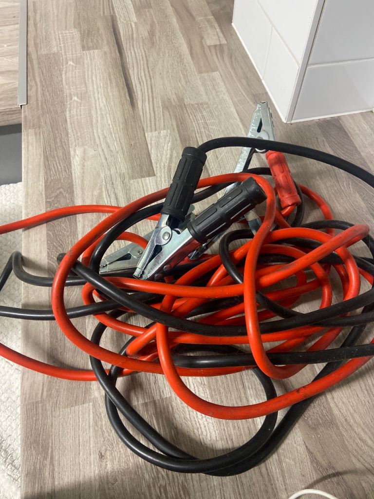 long heavy duty jump leads
