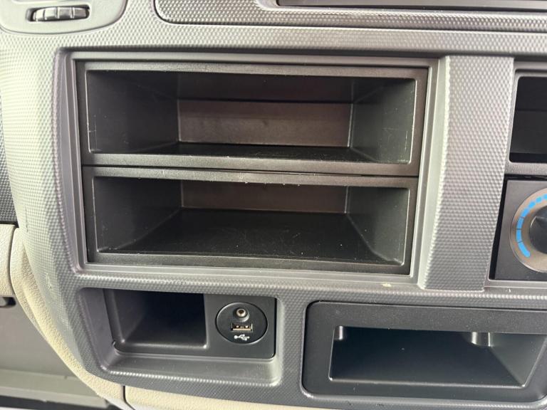 2015 Nissan Cabstar 35.14 dCi Chassis Cab CHASSIS CAB DIESEL Manual