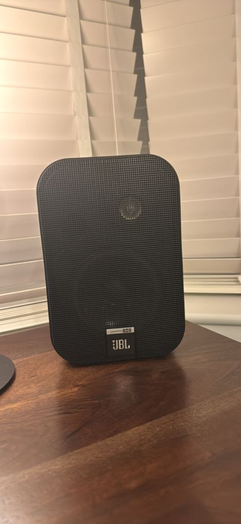 Yamaha AS201 Amp and JBL control One Speakers 