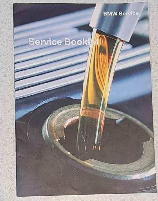 BMW E87 118d M-Sport Service booklet