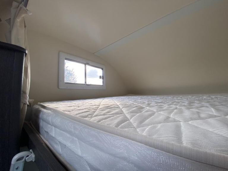 2021 (71) ROLLER TEAM ZEFIRO 690 FAMILY MOTORHOME