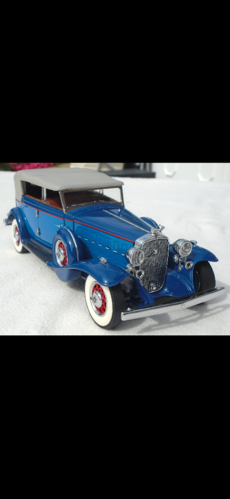 Danbury/Franklin mint 1:24 scale 1932 Cadillac V16 Phaeton Sedan. Unboxed. 