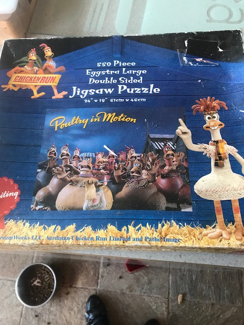Jigsaw Chicken Run  Double Sided 550 pieces