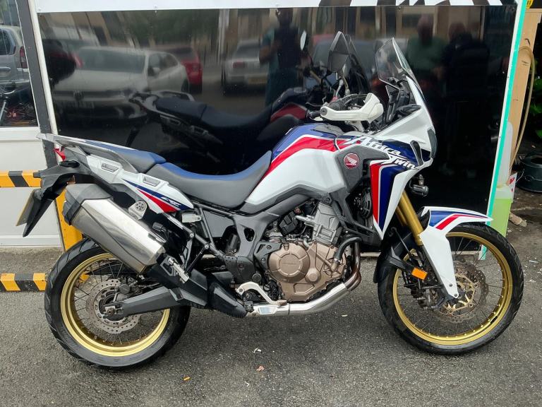 Honda CRF 1000 African twin 