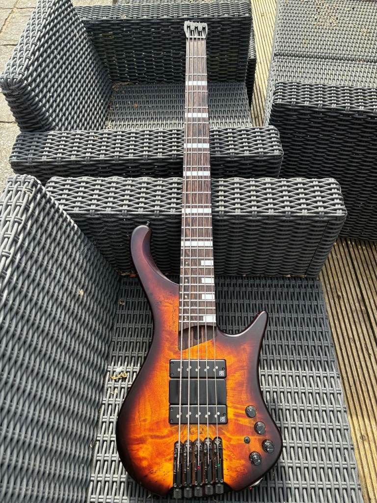 Ibanez EHB1505-DEF Dragon Eye Burst Flat -  5 string bass