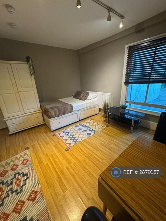 1 bedroom in Bedford Hill, London, SW12 (#2872067)