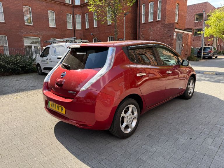 NISSAN LEAF AUTOMATIC | 70K MILES | £20 TAX PER YEAR | EXCELLENT CAR