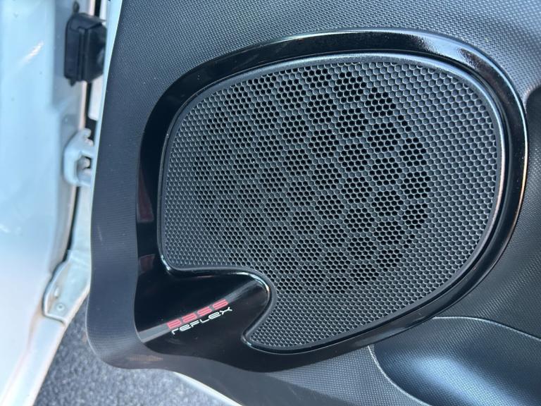 2015 Renault Clio 0.9 TCE 90 Dynamique S MediaNav Energy 5dr HATCHBACK Petrol Manual