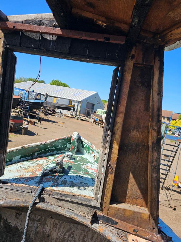 Swop or px 40 foot narrow boat project open to offers or swops for Sale