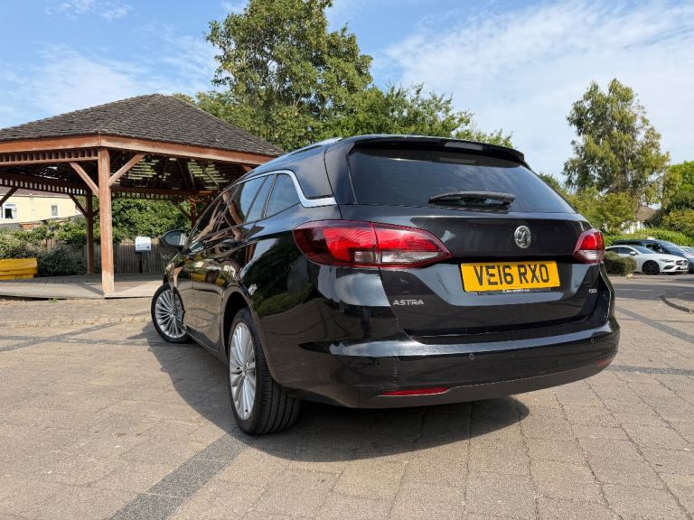 Vauxhall, ASTRA ELITE TOP SPEC Estate, 2016, Manual, 1598 (cc), 5 doors