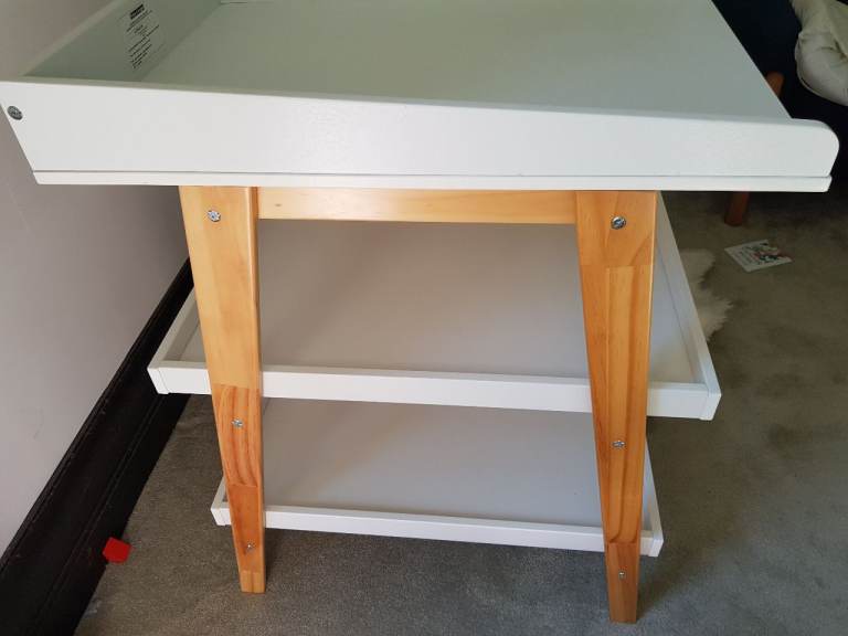La redoute changing table