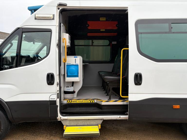 2019 Iveco Daily 3.0 HPI Welfare Van With TailLift NA Diesel Manual