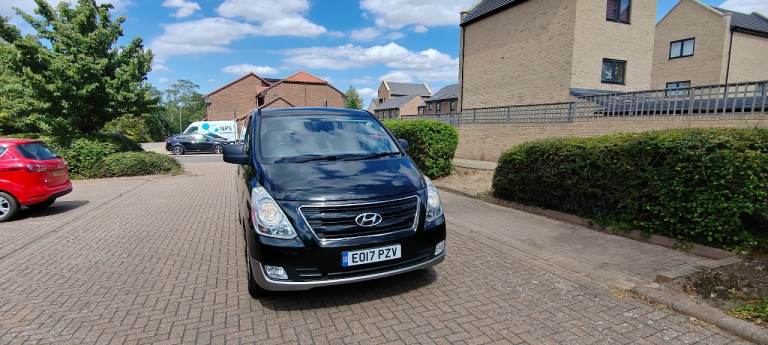 Hyundai, I800, MPV, 2017, Manual, 2497 (cc), 5 doors