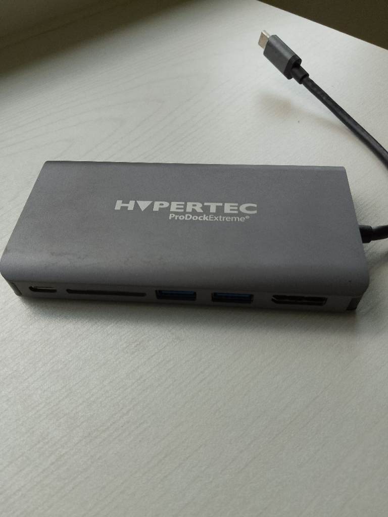 Docking station 
