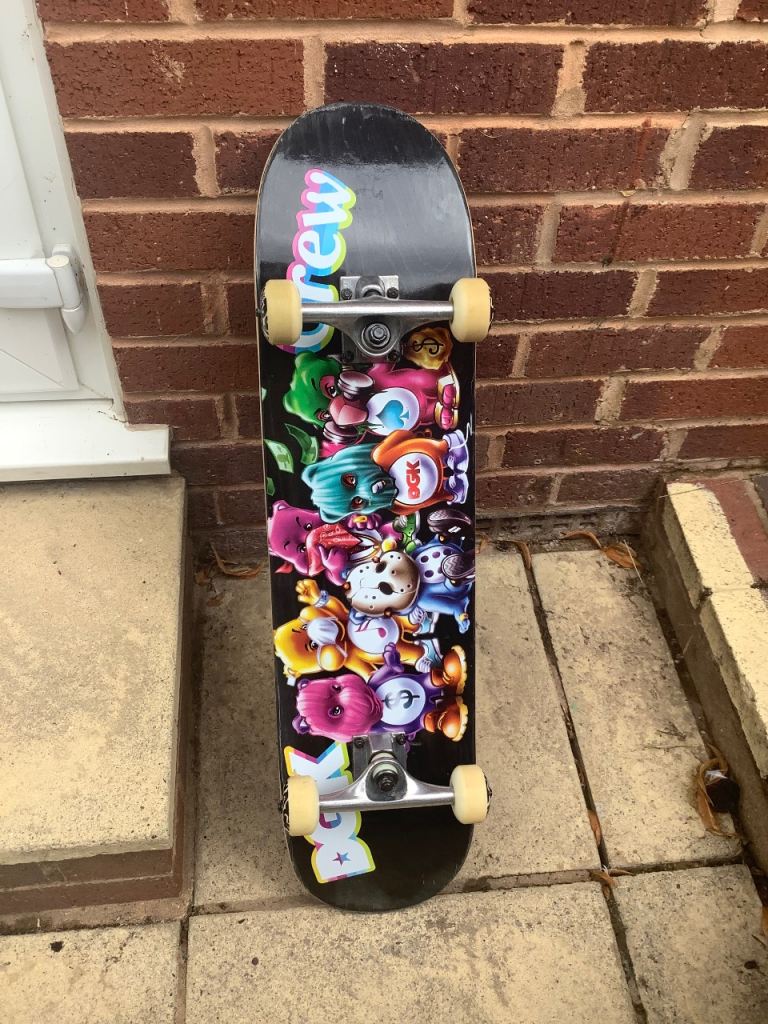 DGK Complete Skateboard – "Crew" Graphic (Lightly Used)