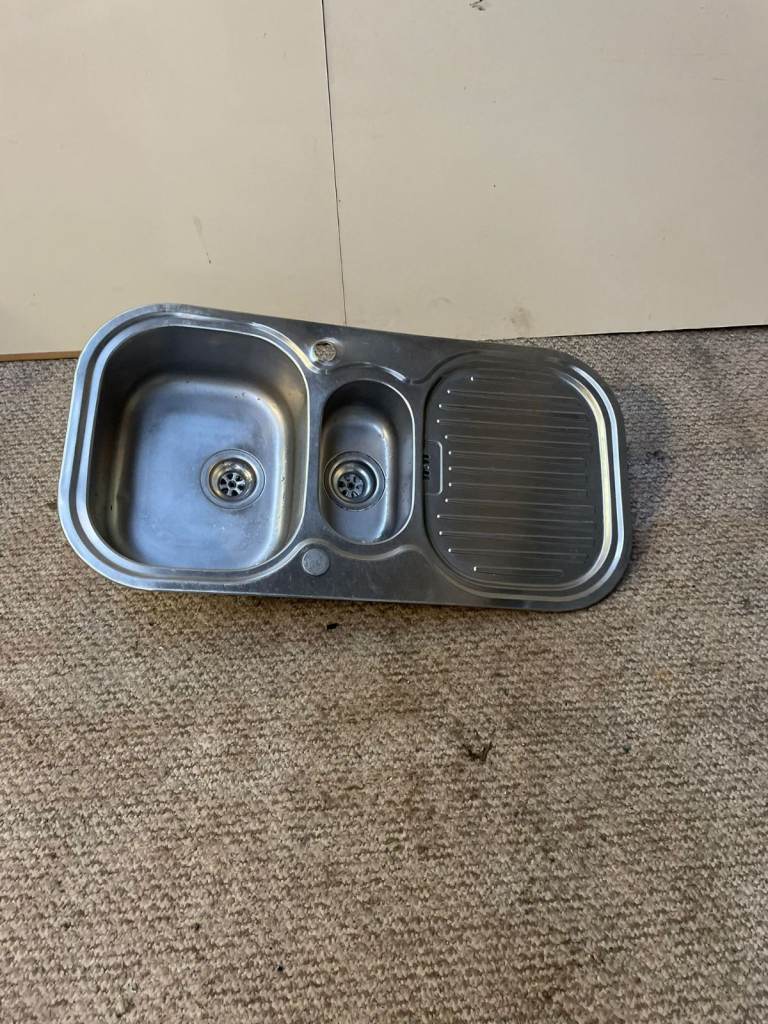 Kitchen Sink - 1.5 Bowl