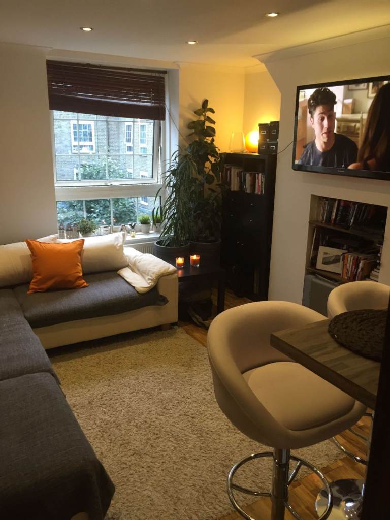 Modern double room Isle of Dogs 