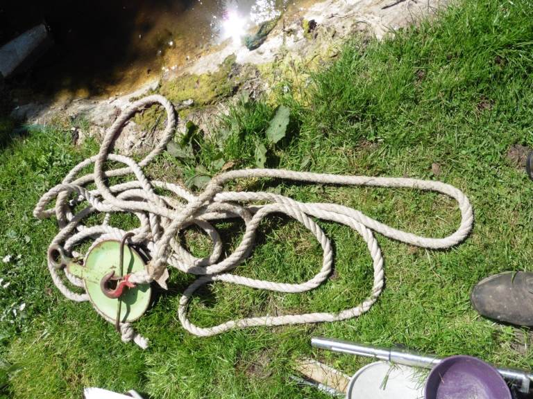 Jenny-jinny-Scafold wheel with 23 metre rope & hook