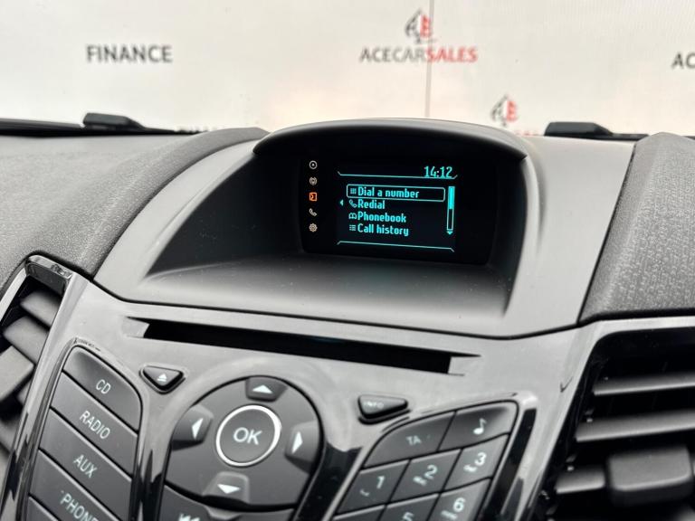 2015 Ford Fiesta 1.0 EcoBoost 140 Zetec S Red 3dr HATCHBACK PETROL Manual