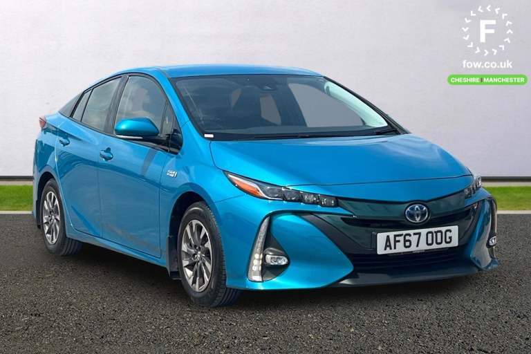 2017 Toyota Prius 1.8 VVTi Plug-in Business Edition Plus 5dr CVT Hatchback PETROL/ELECTRIC Automatic