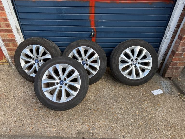 Ford wheels 