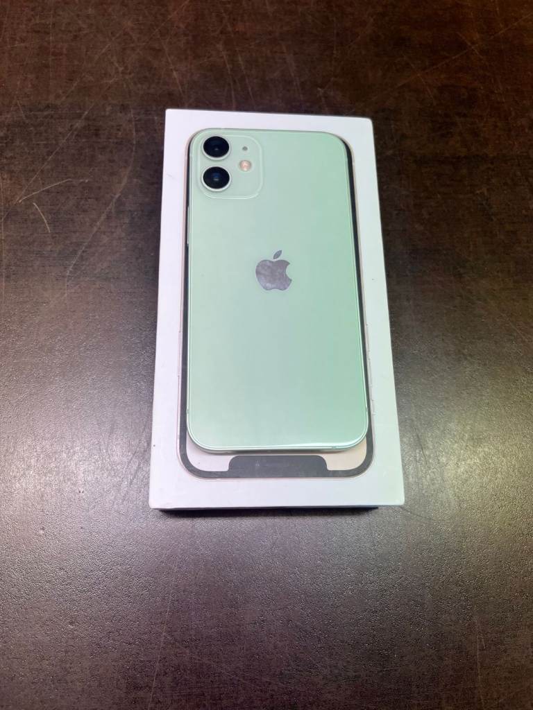 iPhone 12  64gb good condition £170 128gb £200 unlocked with warranty