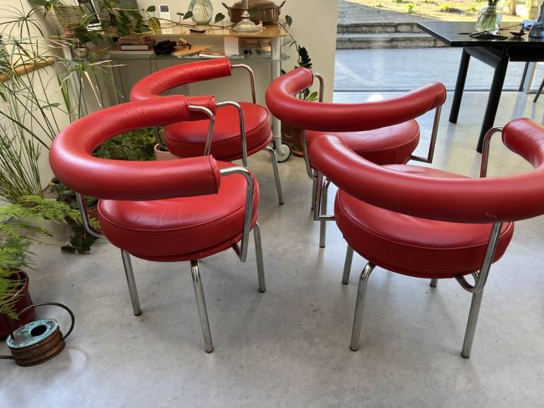 Swivel dining chairs