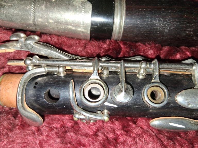 Besson Bb wooden Clarinet, Westminster London, music, reeds, bore oil, cork grease, pull through