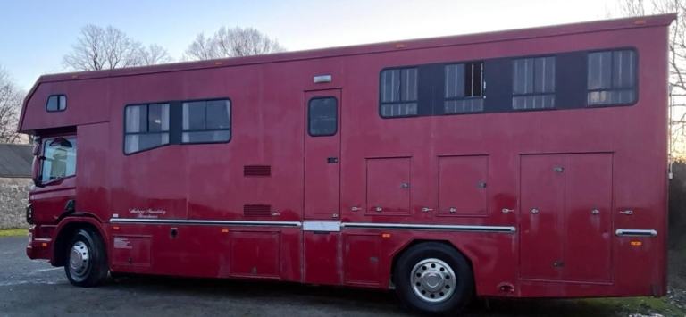 Scania 220 Horsebox HGV 