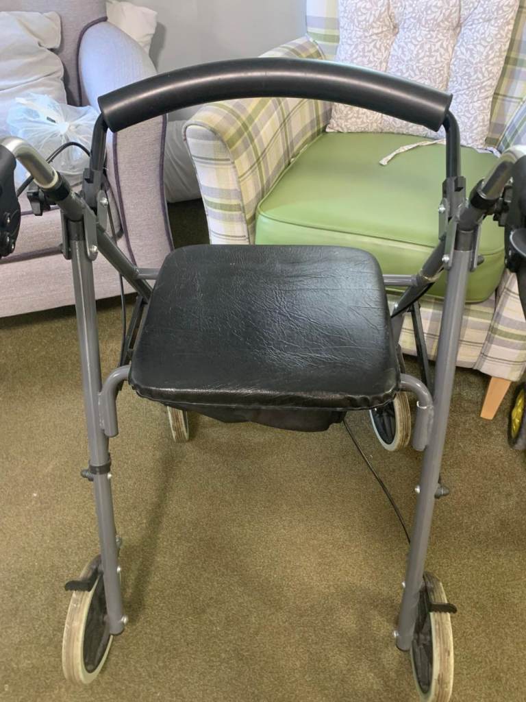 Mobility walker 
