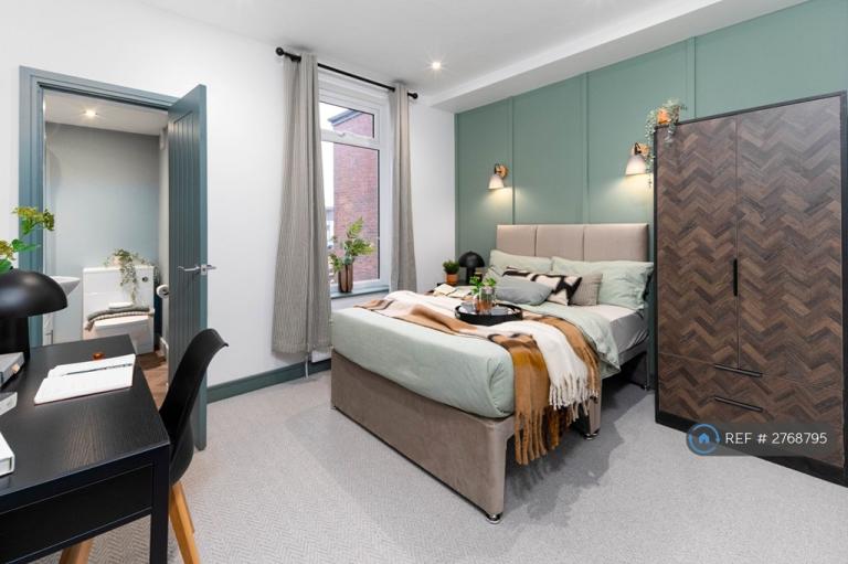 1 bedroom in Chorley Road, Swinton, Manchester, M27 (#2768795)