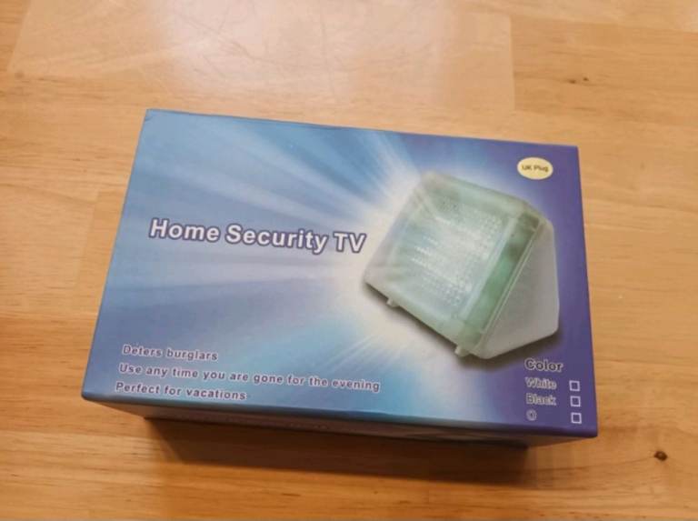 TV ON - LIGHT SIMULATOR