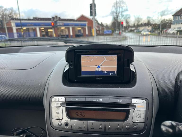 2011 Toyota AYGO 1.0 VVT-i Go MultiMode Euro 5 5dr (AC) HATCHBACK Petrol Automatic