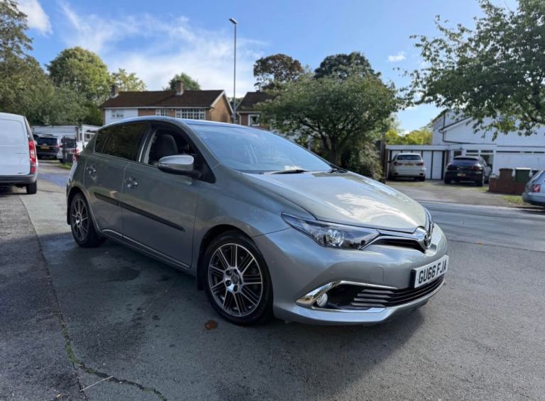 Toyota, AURIS, Hatchback, 2016, Manual, 1598 (cc), 5 doors