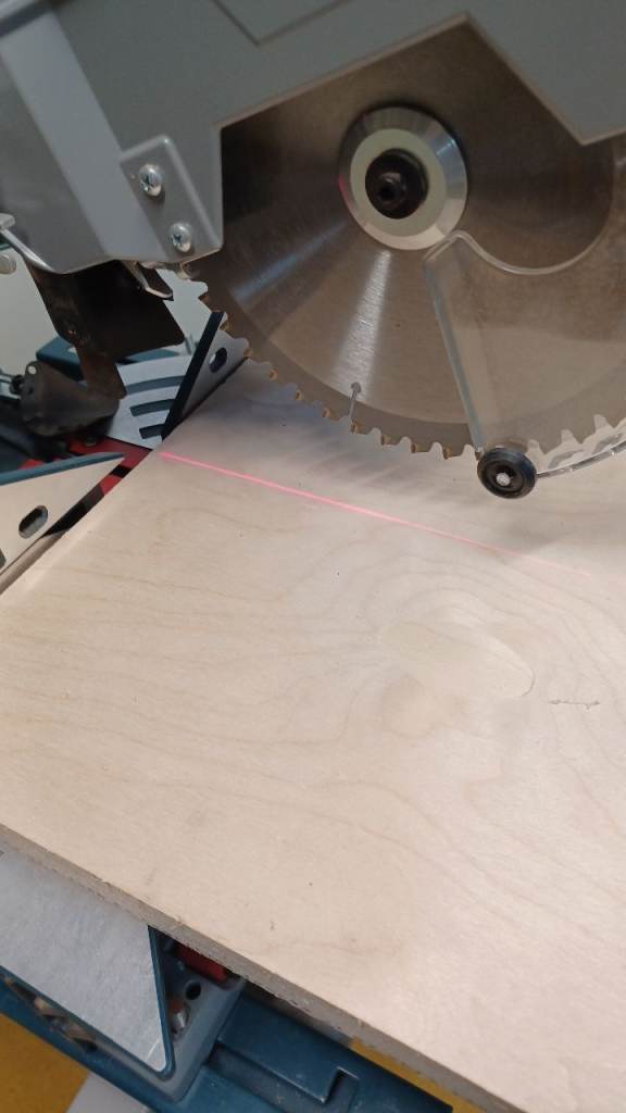 Bosch Professional GCM 8 SJL sliding mitre saw with GTA 2600 stand.  £230 o.n.o