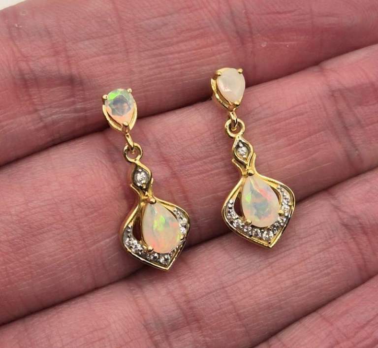 NEW 925 silver, gold plated & Ethiopian opal drop earrings