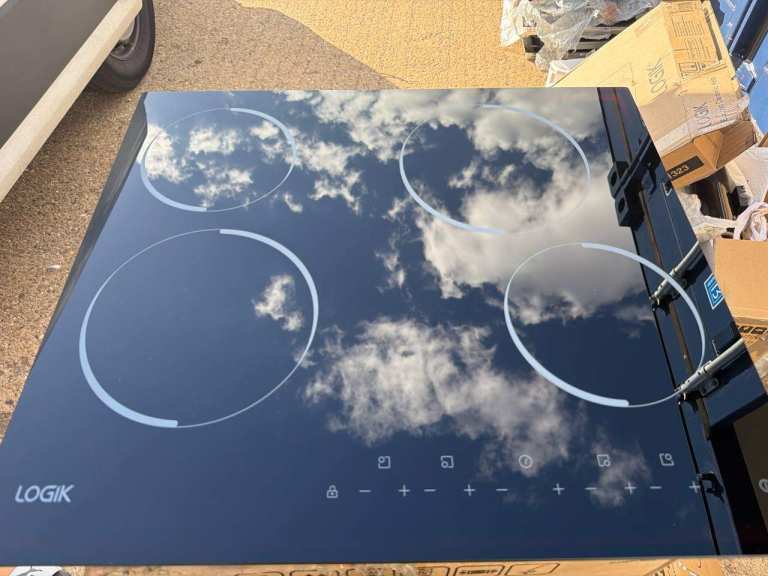 LOGIK LCHOBTC23 59cm Electric Ceramic Hob – Black- Brand NEW