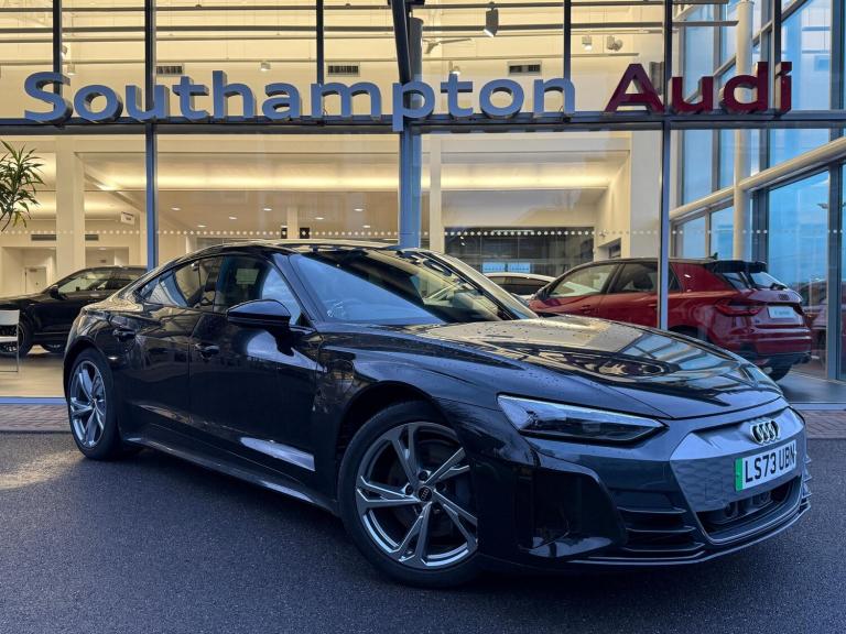 2023 Audi e-tron GT 93.4kWh Saloon 4dr Electric Auto quattro (476 ps) COUPE Electric Automatic