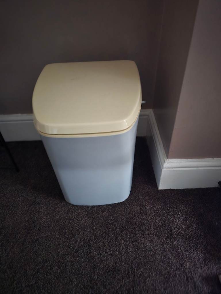 NEW Elsan Bristol Portable Chemical Toilet – Camping/Caravan/Home