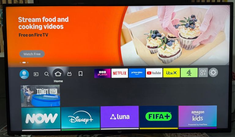 Bush built-in fire smart tv with Alexa 55” almost new 