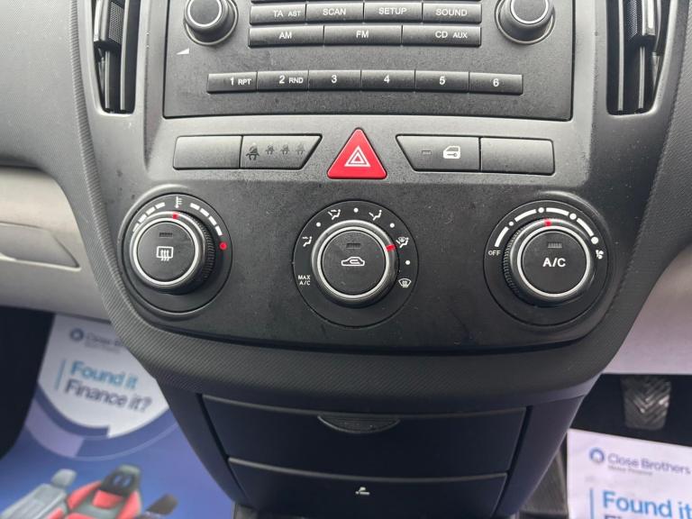 2009 Kia Ceed 1.6 GS Estate 5dr Petrol Manual (154 g/km  120 bhp) Petrol