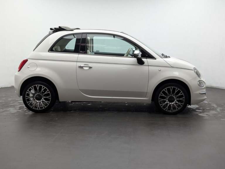 2018 Fiat 500 1.2 Collezione 2dr CONVERTIBLE PETROL Manual