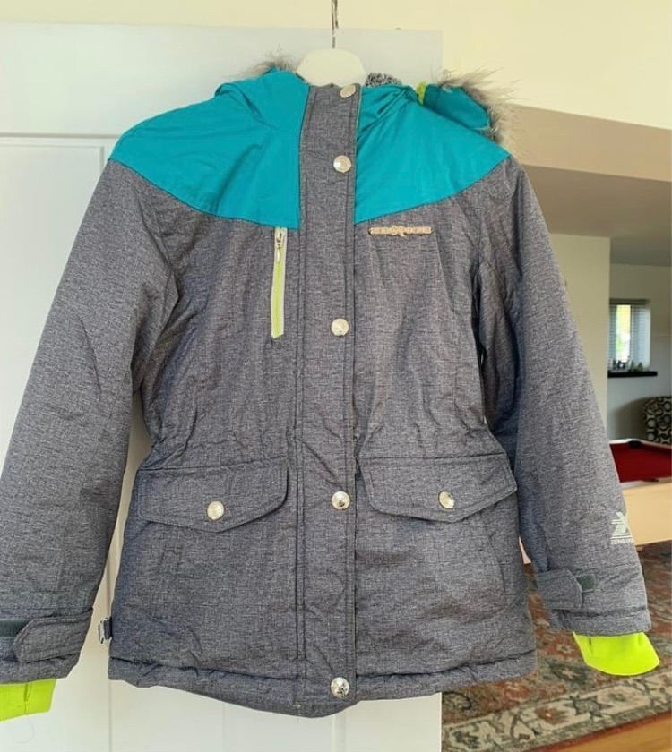 Zero Xposur Boarding/ Ski Jacket Girls Medium 10-12years