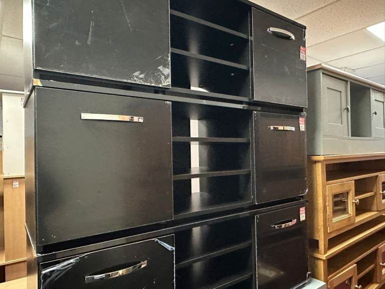 Hayward 2 Door Small TV Unit Black Gloss