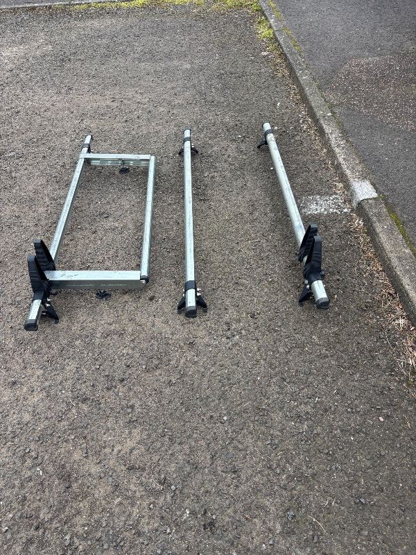 Rhino roof rack ( fits citreon dispatch 2022 vivaro Peugeot proace