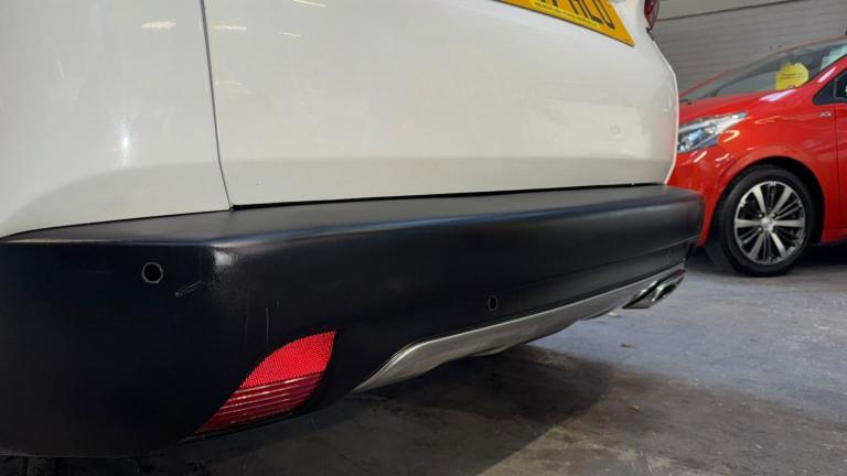 PEUGEOT 2008 1.2 PureTech GT Line White 5dr PANROOF+SATNAV+CRUISE+DAB 2017