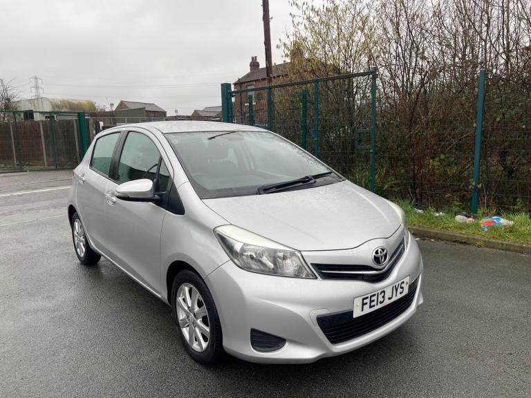 2013 Toyota Yaris 1.33 VVT-i TR 5dr HATCHBACK Petrol Manual