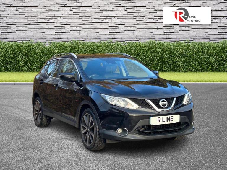 2015 Nissan Qashqai 1.6 DiG-T Tekna [Non-Panoramic] 5dr HATCHBACK PETROL Manual