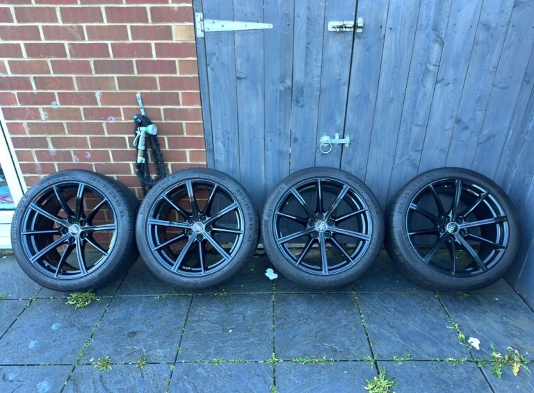 Genuine Audi RS4/ RS5 Wheels and tyres x4